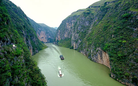 重慶、長(zhǎng)江三峽、宜昌雙臥6日*藍(lán)鯨號(hào)包船*