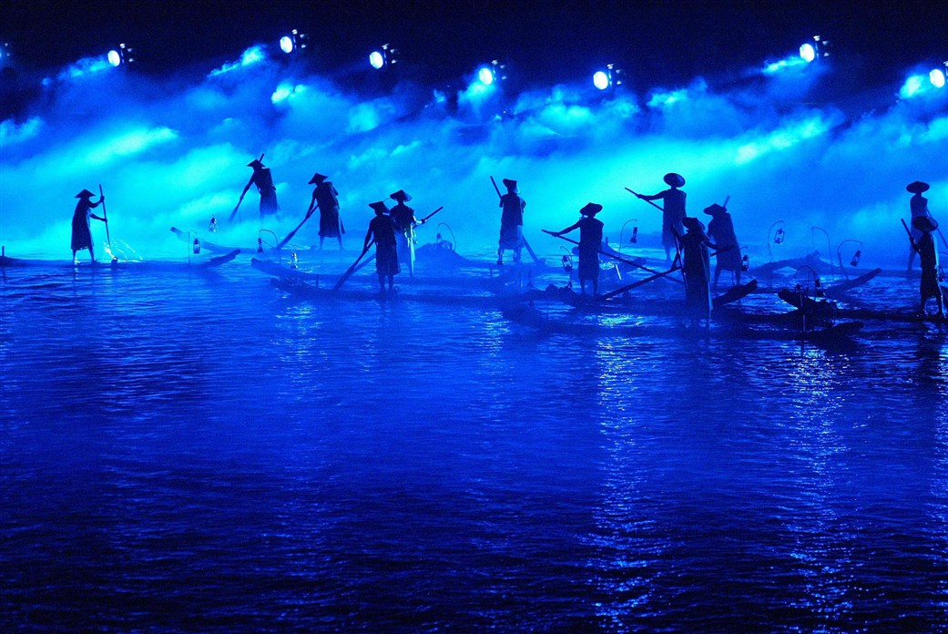 桂林漓江陽朔、銀子巖、印象劉三姐、古東瀑布