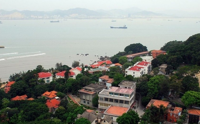 廈門鼓浪嶼、永定土樓單飛5日