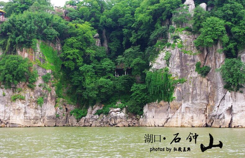 廬山主景區(qū)、三疊泉瀑布、白鹿洞書院、鄱陽湖