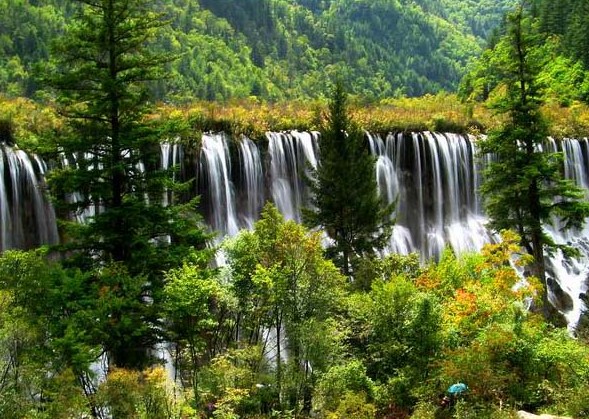 成都、**后的香格里拉——稻城亞丁 3飛7日游