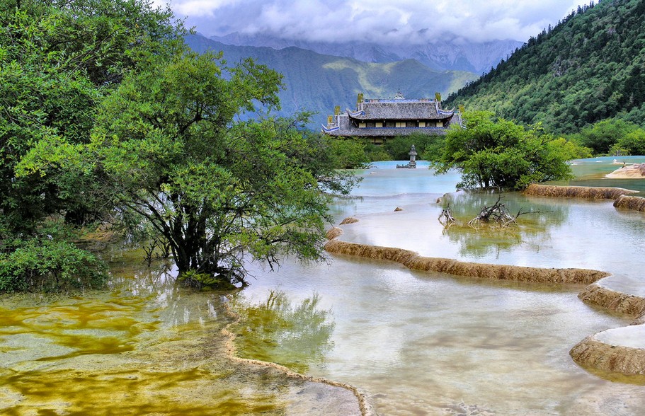 成都、九寨溝、黃龍、青城山、都江堰雙飛7天