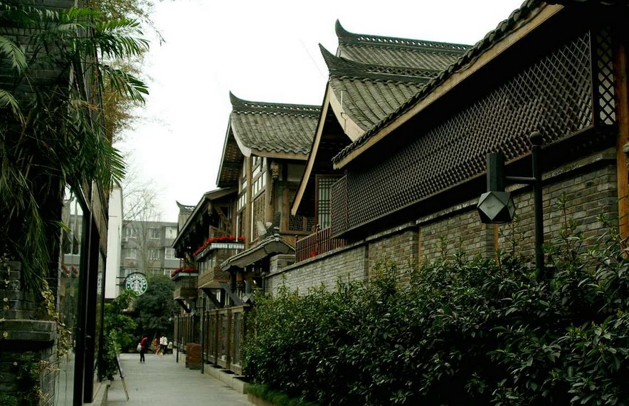 成都、海螺溝、新都橋、丹巴、四姑娘山、夾金