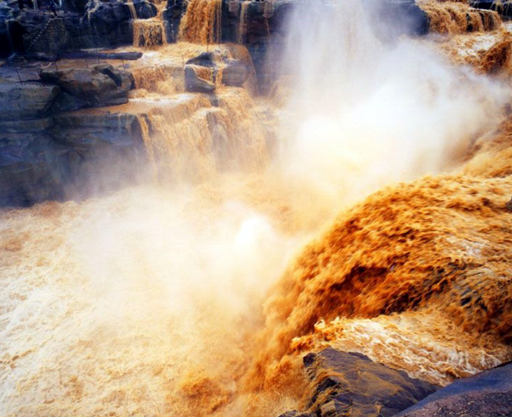 <strong>王家大院、壺口瀑布、洪洞大槐樹、平遙古城、</strong>